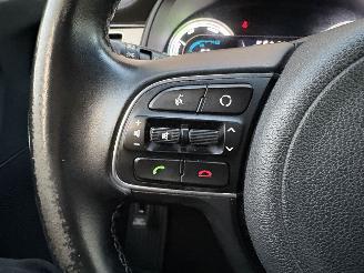 Kia Niro 1.6 GDI HYBRID / NAVI / CRUISE / CAMERA / LEER picture 16