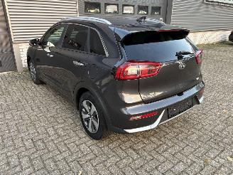 Kia Niro 1.6 GDI HYBRID / NAVI / CRUISE / CAMERA / LEER picture 21