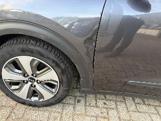 Kia Niro 1.6 GDI HYBRID / NAVI / CRUISE / CAMERA / LEER picture 6