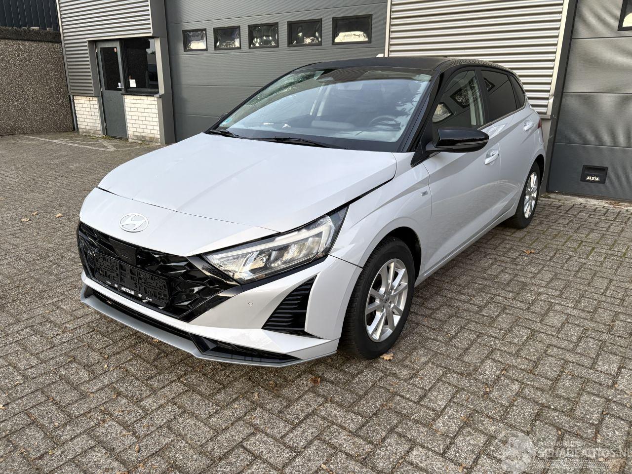 Hyundai I-20 1.0T-GDI CAMERA / NAVI / CRUISE / 120PK