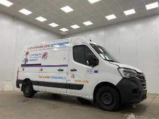krockskadad bil bedrijf Renault Master 35 2.3 dCi Autom. 110kw L2H2 Navi Airco 2021/1