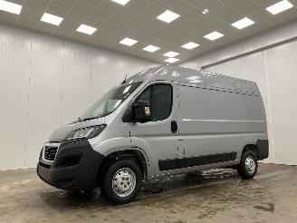 Peugeot Boxer 35 2.2 HDI 103KW L2H2 Navi Airco picture 4