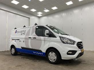 krockskadad bil bedrijf Ford Transit Custom 2.0 TDCI L2 Navi Airco 2018/5