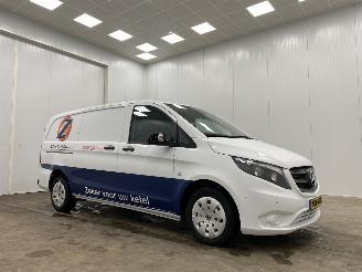 krockskadad bil bedrijf Mercedes Vito 110 CDI Lang Navi Airco 2020/8