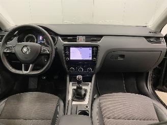 Skoda Octavia Combi 1.6 TDI Edition Navi Clima picture 11