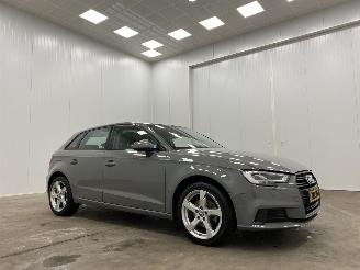 krockskadad bil auto Audi A3 Sportback 30 TFSI S-Tronic Navi Clima 2019/7
