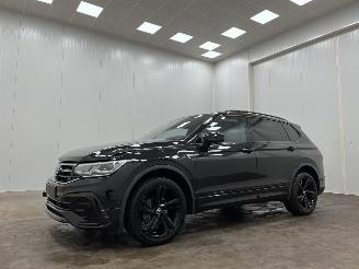 Volkswagen Tiguan 2.0 TDI DSG Allspace R-line Panoramadak Navi Clima picture 4