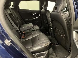 Volvo V-40 2.0 D4 Autom. Ocean Race Navi Clima picture 10