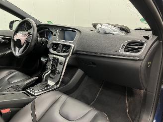 Volvo V-40 2.0 D4 Autom. Ocean Race Navi Clima picture 13