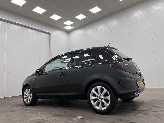 Opel Corsa 1.4 16V Airco picture 3
