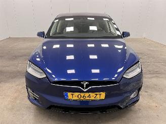 Tesla Model X 90D picture 5