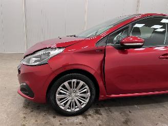 Peugeot 208 1.2 PureTech 5-drs Navi Airco picture 18