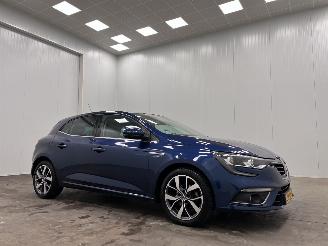 krockskadad bil auto Renault Mégane 1.2 TCe Bose Navi Clima 2016/5