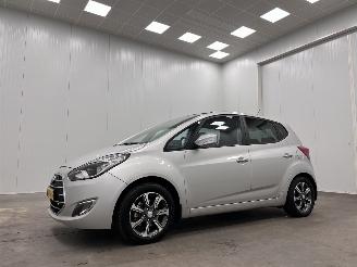 Damaged car Hyundai Ix20 1.6i Autom. Panoramadak  Navi Clima 2017/11