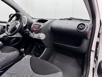Toyota Aygo 1.0 VVT-i Autom. 5-drs Airco picture 12
