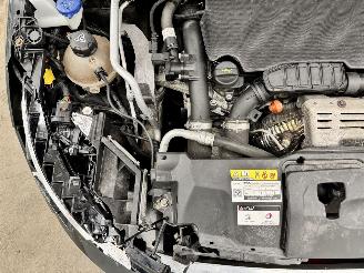 Peugeot 308 SW 1.2 Autom. Allure Navi Clima picture 19