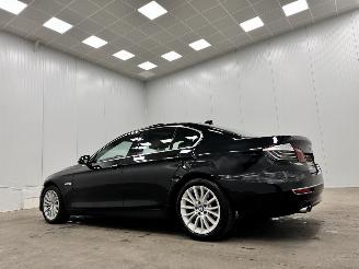 BMW 5-serie 520d Autom. High Executive Navi Clima picture 3