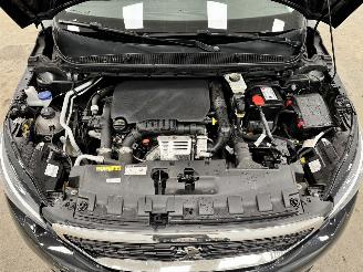 Peugeot 308 1.2 Executive Panoramadak Navi Clima picture 17