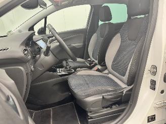Opel Crossland X 1.2 Turbo 120 Jaar Edition Navi Airco picture 8