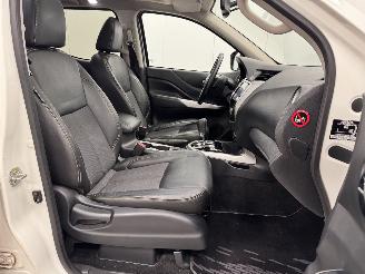 Nissan Navara 2.3 dCi Autom. DC 4WD Navi Clima picture 11
