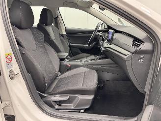 Skoda Octavia Combi 1.4 TSI PHEV Edition Navi Clima picture 9