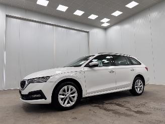 Skoda Octavia Combi 1.4 TSI PHEV Edition Navi Clima picture 4