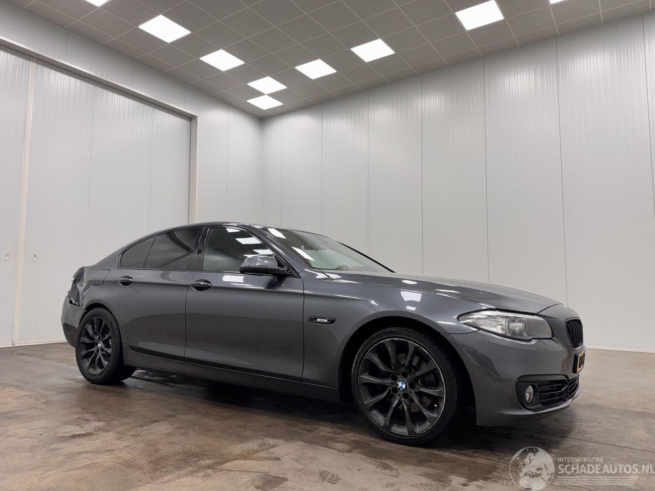 BMW 5-serie 520i Autom.Luxury Navi Clima
