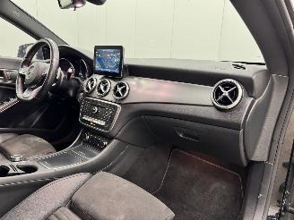 Mercedes Cla-klasse Shooting Brake 180 Autom. AMG Navi Clima picture 12