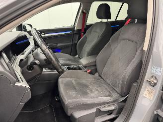 Volkswagen Golf 2.0 TDI R-Line Panoramadak 5-drs Airco picture 9