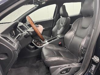 Volvo Xc-60 2.0 T5 Autom. AWD Pano. Navi Clima picture 8