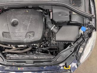 Volvo Xc-60 2.0 T5 Autom. AWD Pano. Navi Clima picture 19