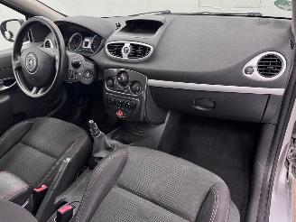 Renault Clio 1.2 Night & Day 5-drs Airco picture 10