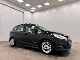 Vaurioauto  passenger cars Ford C-Max 2.0 Plug-in Hybrid Titanium Panoramak Navi Clima 2015/12