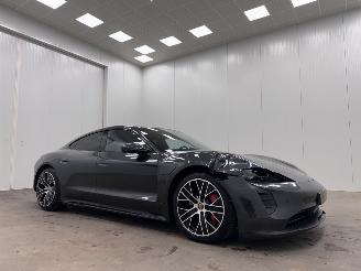 skadebil auto Porsche Taycan GTS Panoramadak Performance Plus 93kWh 2022/11