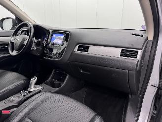 Mitsubishi Outlander 2.0 PHEV 4WD Edition X-Line Navi Clima picture 12