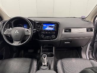 Mitsubishi Outlander 2.0 PHEV 4WD Edition X-Line Navi Clima picture 11