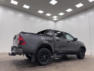 Toyota Hilux 2.8 D-4D Autom. 4WD DC Navi Clima picture 2