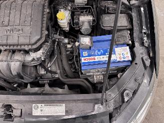 Volkswagen Polo 1.0 Sound 5-drs Clima picture 17