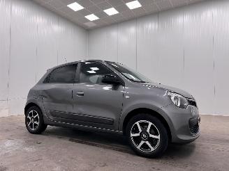 krockskadad bil auto Renault Twingo 1.0 SCe Limited Airco 2018/4