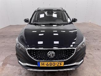 MG ZS EV Luxury 45kWh Panoramadak Navi Clima picture 5