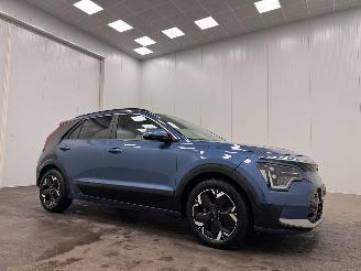 Vaurioauto  passenger cars Kia Niro EV ExecutiveLine 64.8 kWh Navi Clima 2023/7