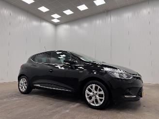 škoda osobní automobily Renault Clio 0.9 TCe Limited 5-drs Navi Airco 2019/8
