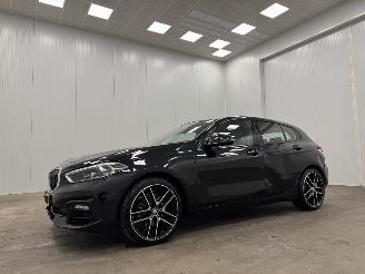 BMW 1-serie 118i Autom. High Executive Edition 5-drs Navi Clima picture 4