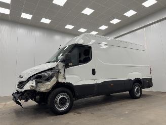 Iveco Daily 35-180 Hi-Matic 3.0 L2H2 Navi Clima picture 4