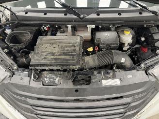 Iveco Daily 35-180 Hi-Matic 3.0 L2H2 Navi Clima picture 15
