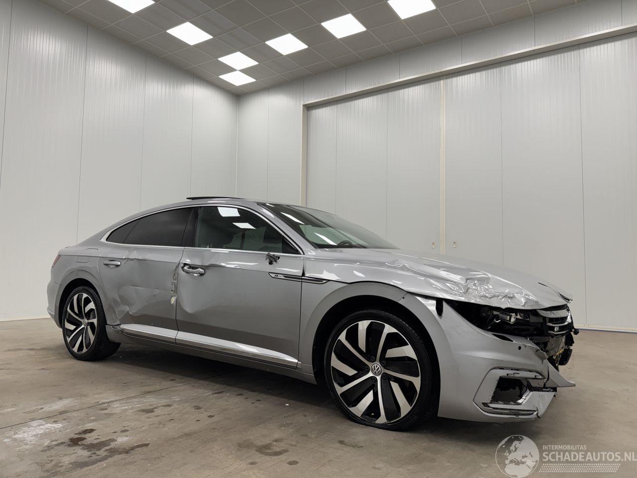 Volkswagen Arteon 2.0 TSI 4Motion Business R Panoramadak Navi Clima