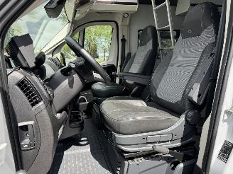 Adria  Twin Sports 640 SGX 2.2 MJ Autom.132kw Airco picture 9