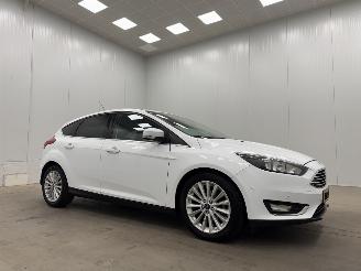 Avarii autoturisme Ford Focus 1.0 Titamium 5-drs Navi Clima 2016/10