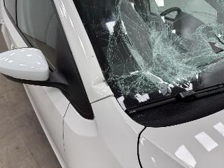 Volkswagen Up! 1.0 BMT take up! 5-drs Airco picture 16