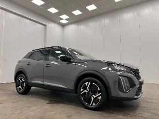 skadebil auto Peugeot 2008 1.2 PureTech 100 Allure Navi Clima 2024/6